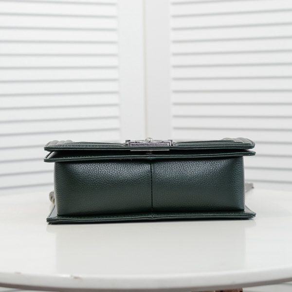 シャネルバッグ内部構造